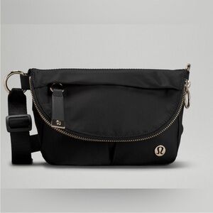 All Night Festival Bag Micro 1.5L Black/Gold